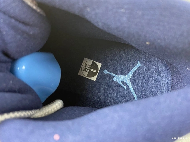 378037-123 UNC 82 Jordan Win Retro 708 Like 11 TopPick 0813